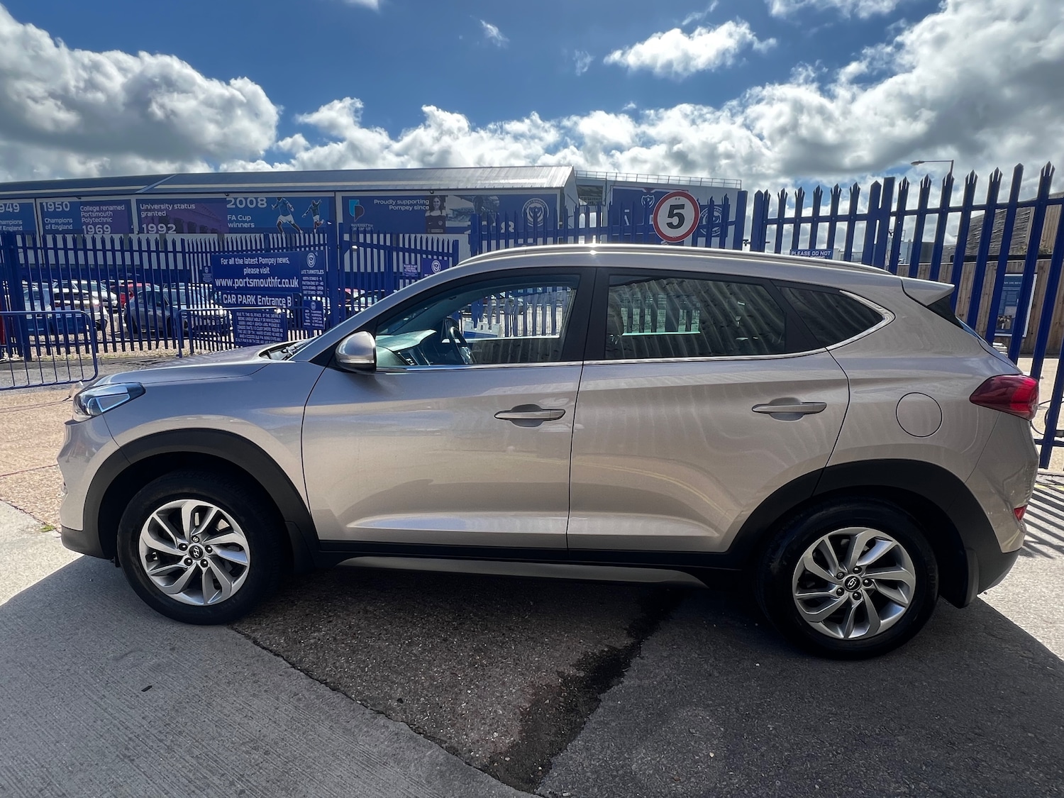 Used Hyundai TUCSON 2016 for sale - 76402603: Photo 6