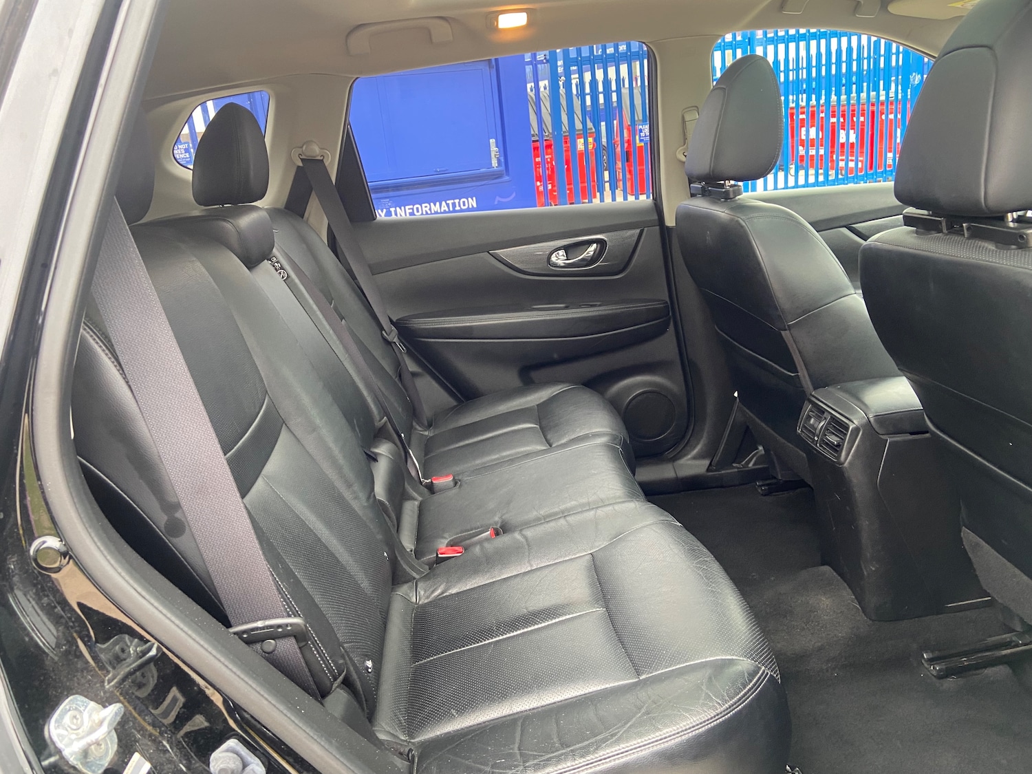 Used Nissan X-Trail 2016 for sale - 76402612: Photo 11