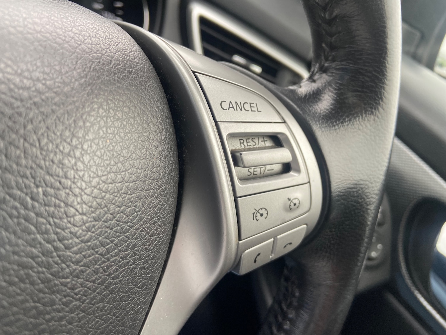 Used Nissan X-Trail 2016 for sale - 76402612: Photo 19