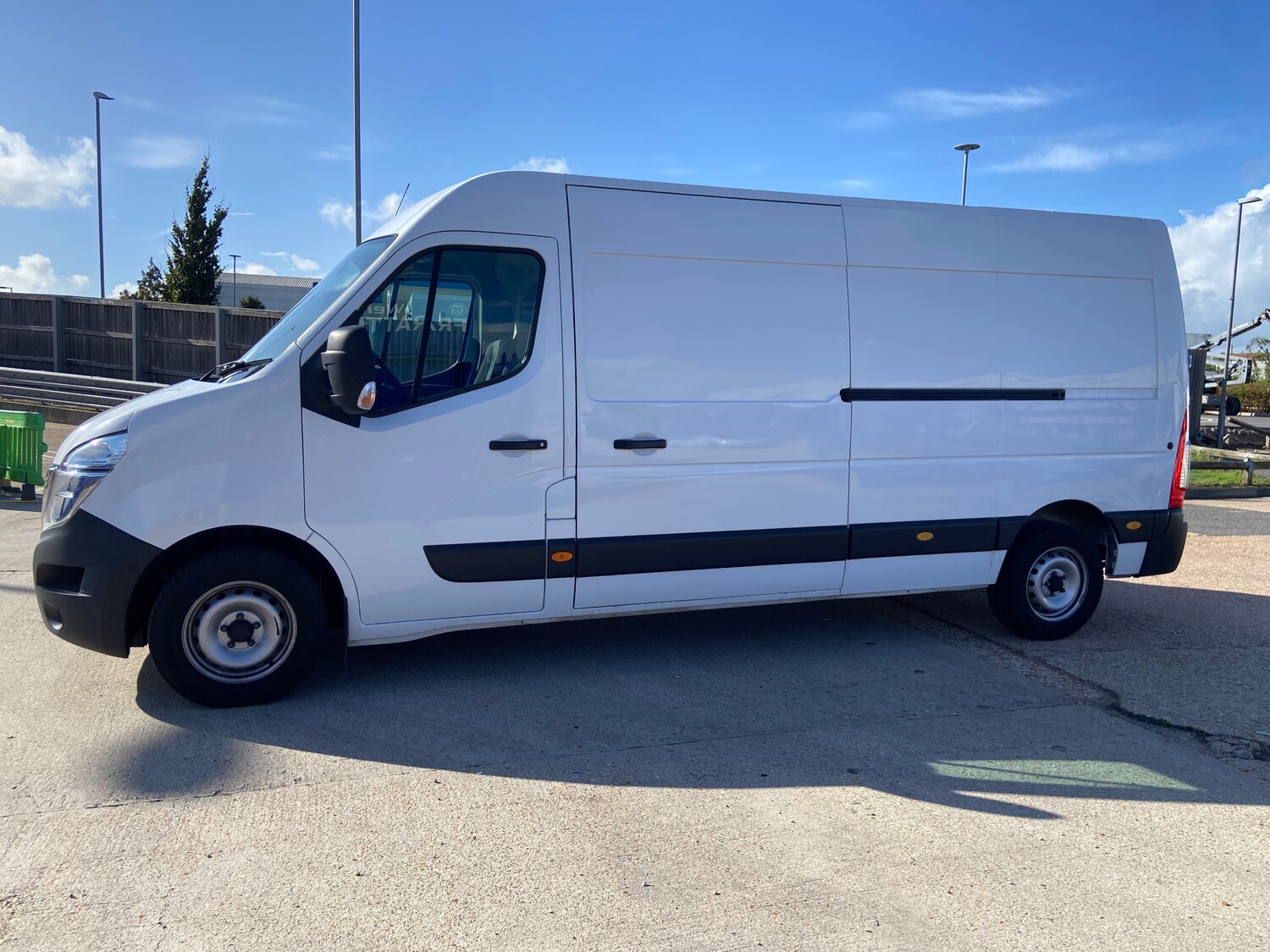 Used Nissan Interstar 2022 for sale - 76402623: Photo 23