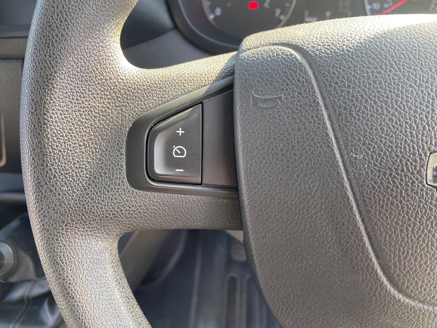 Used Nissan Interstar 2022 for sale - 76402623: Photo 29