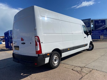 Used Nissan Interstar 2022 for sale - 76402623: Photo