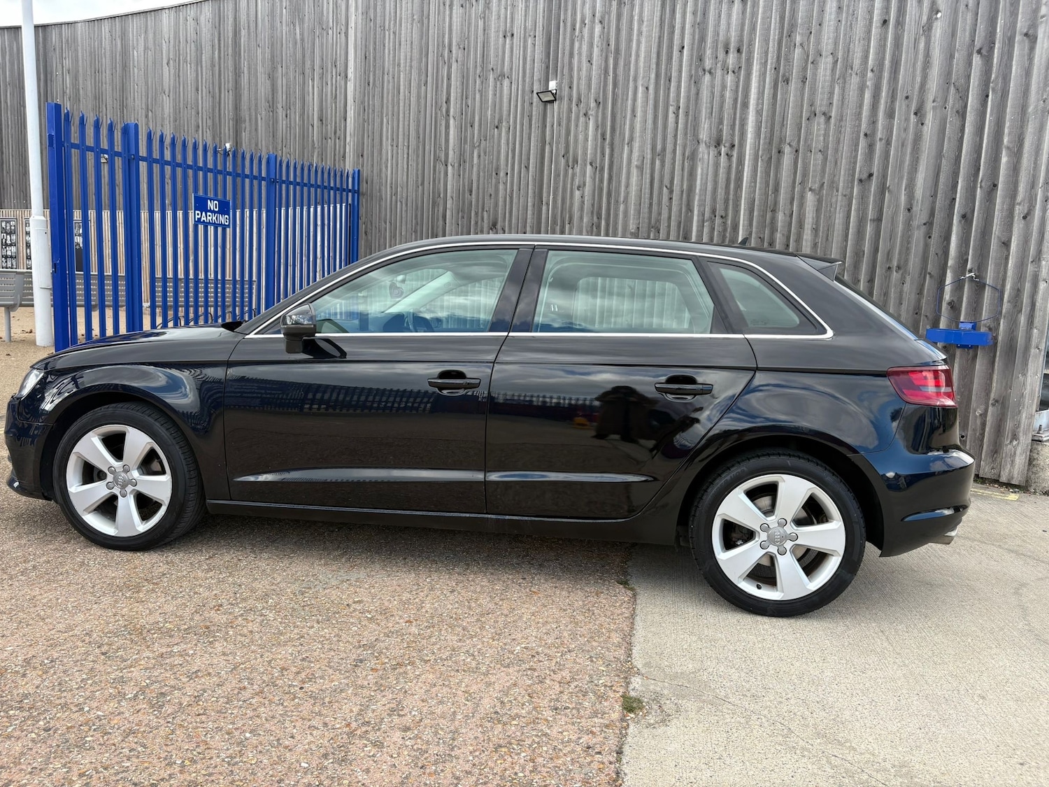 Used Audi A3 2014 for sale - 76402624: Photo 20