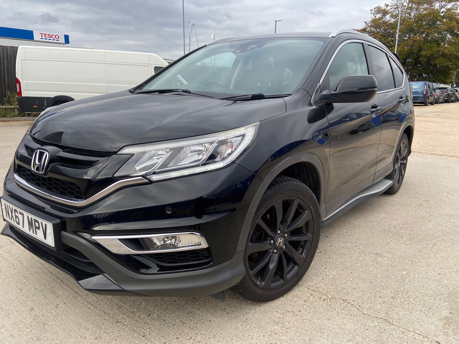 Used Honda CR-V 2017 for sale - 76402636: Photo 3
