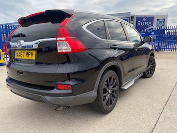 Used Honda CR-V 2017 for sale - 76402636: Photo