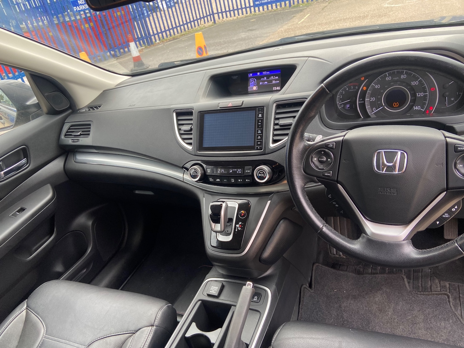Used Honda CR-V 2017 for sale - 76402636: Photo 9