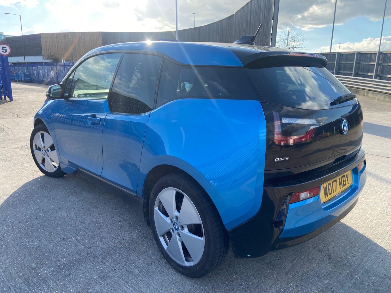 Used BMW i3 2017 for sale - 76402586: Photo 42