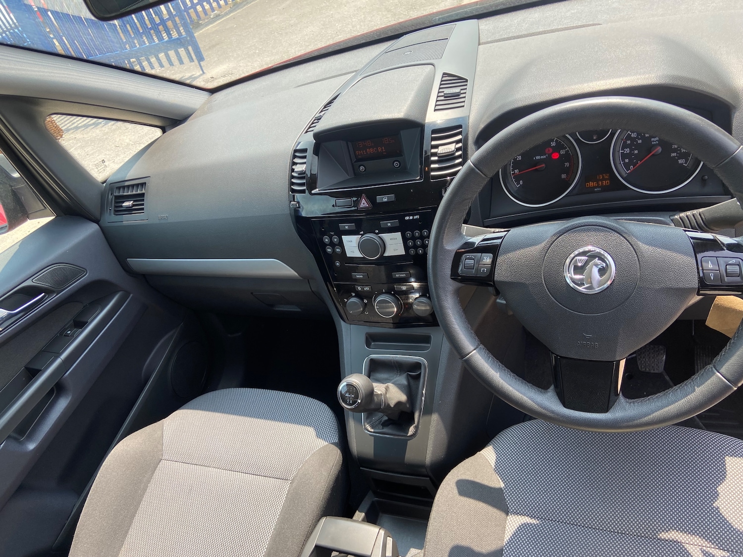 Used Vauxhall Zafira 2013 for sale - 76402551: Photo 10