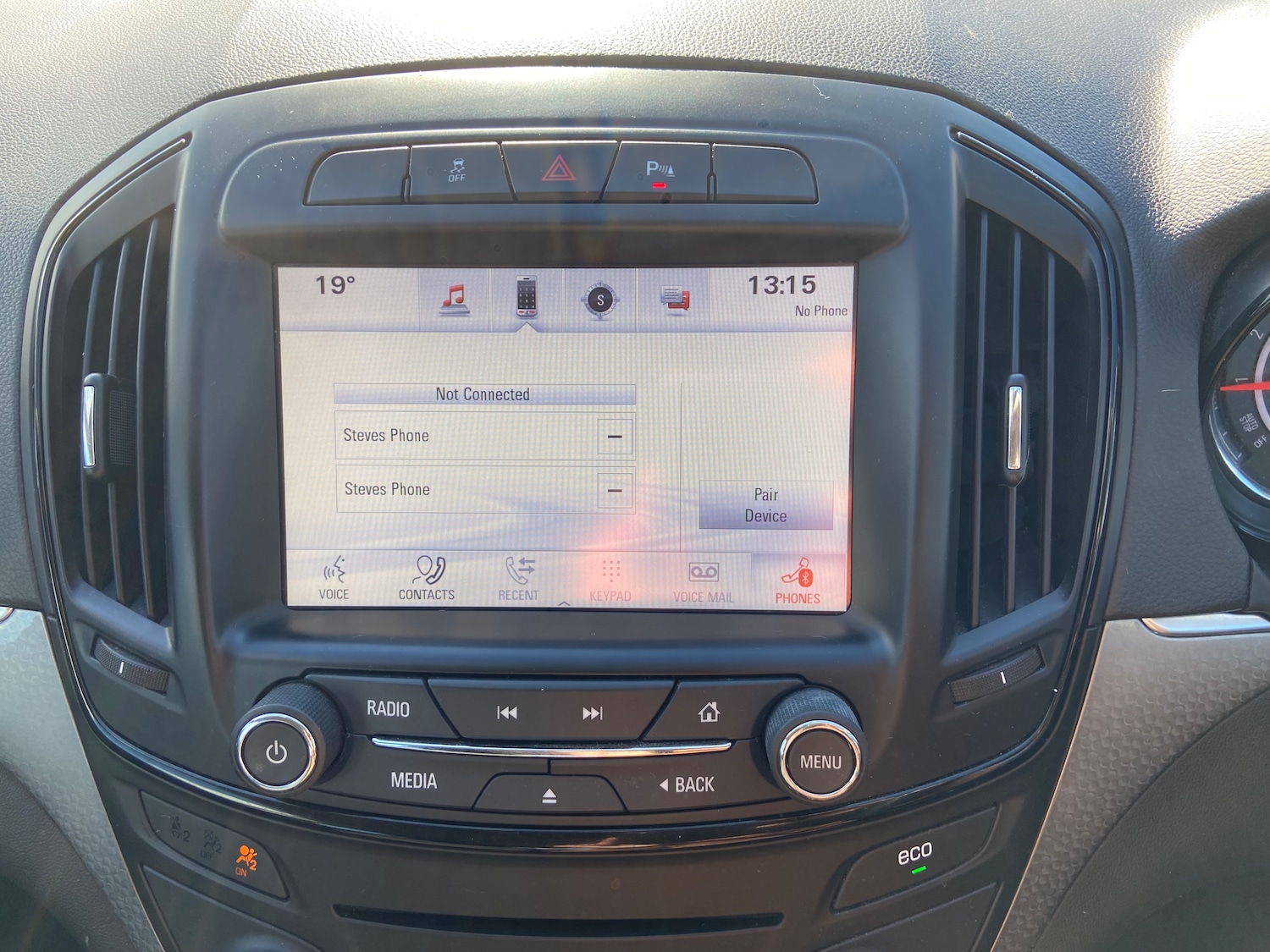 Used Vauxhall Insignia 2016 for sale - 76402621: Photo 2