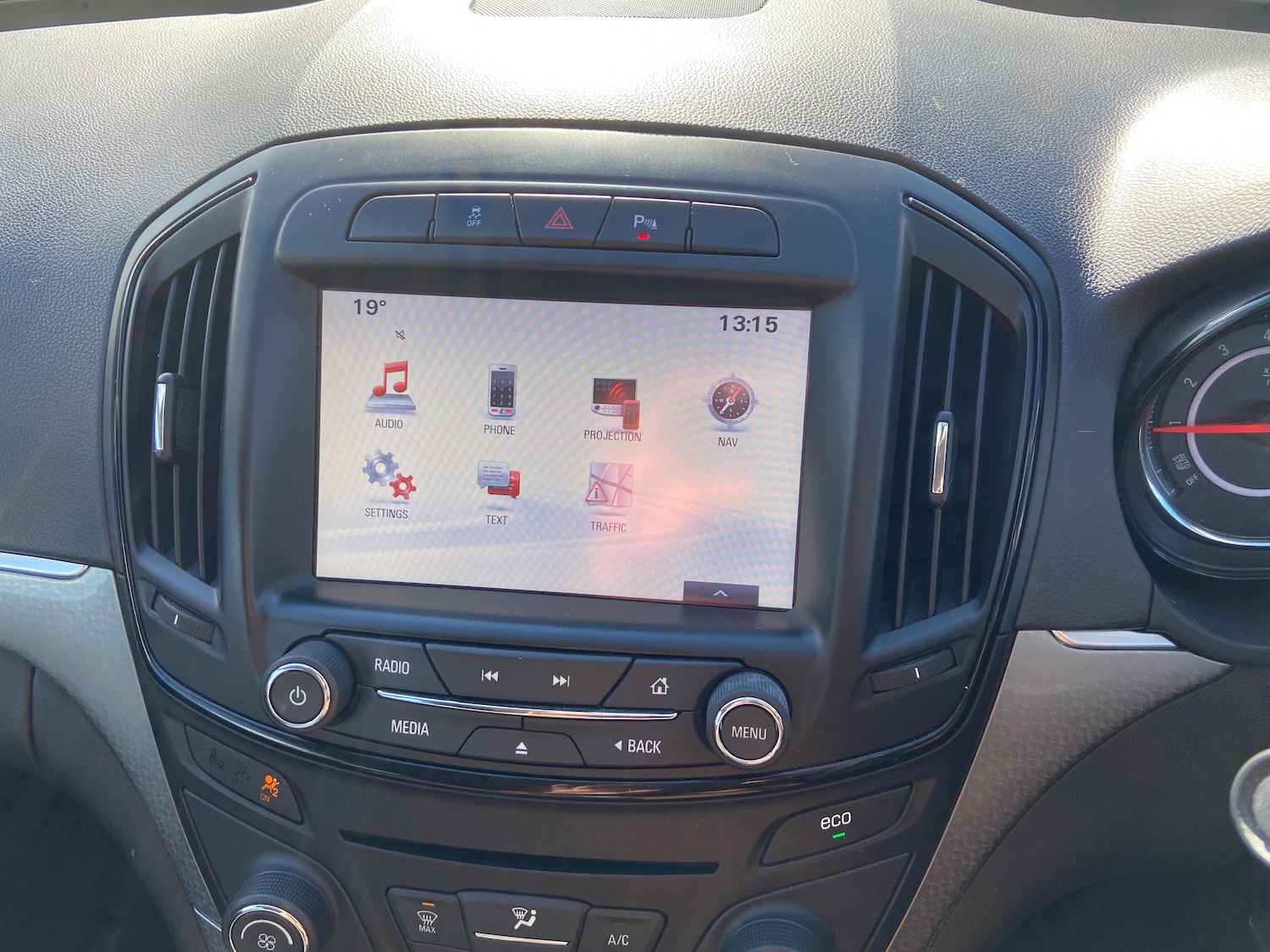 Used Vauxhall Insignia 2016 for sale - 76402621: Photo 5