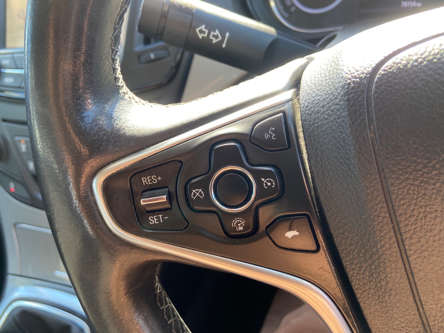 Used Vauxhall Insignia 2016 for sale - 76402621: Photo 6