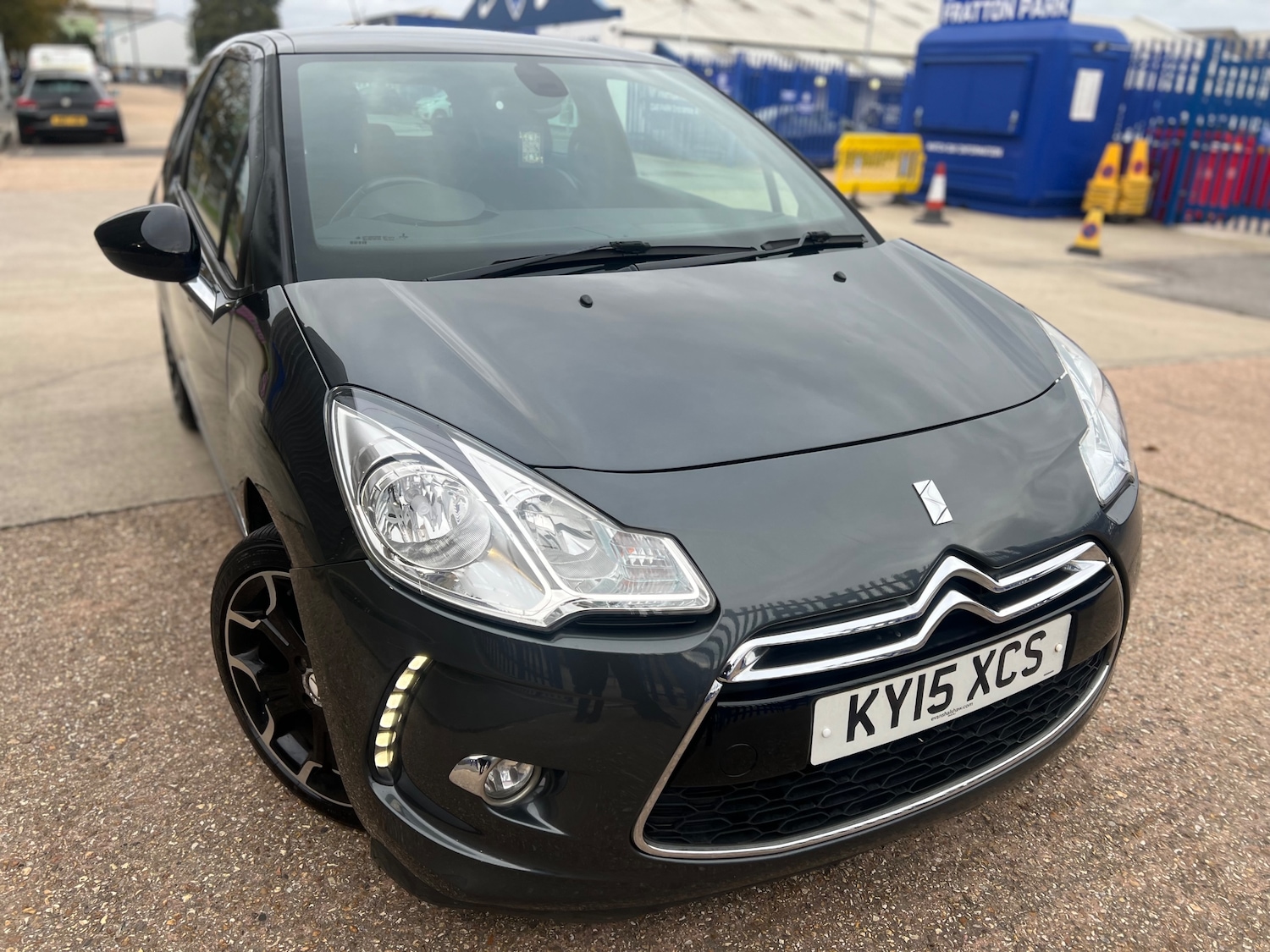 Used Citroen DS3 2015 for sale - 76416521: Photo 1