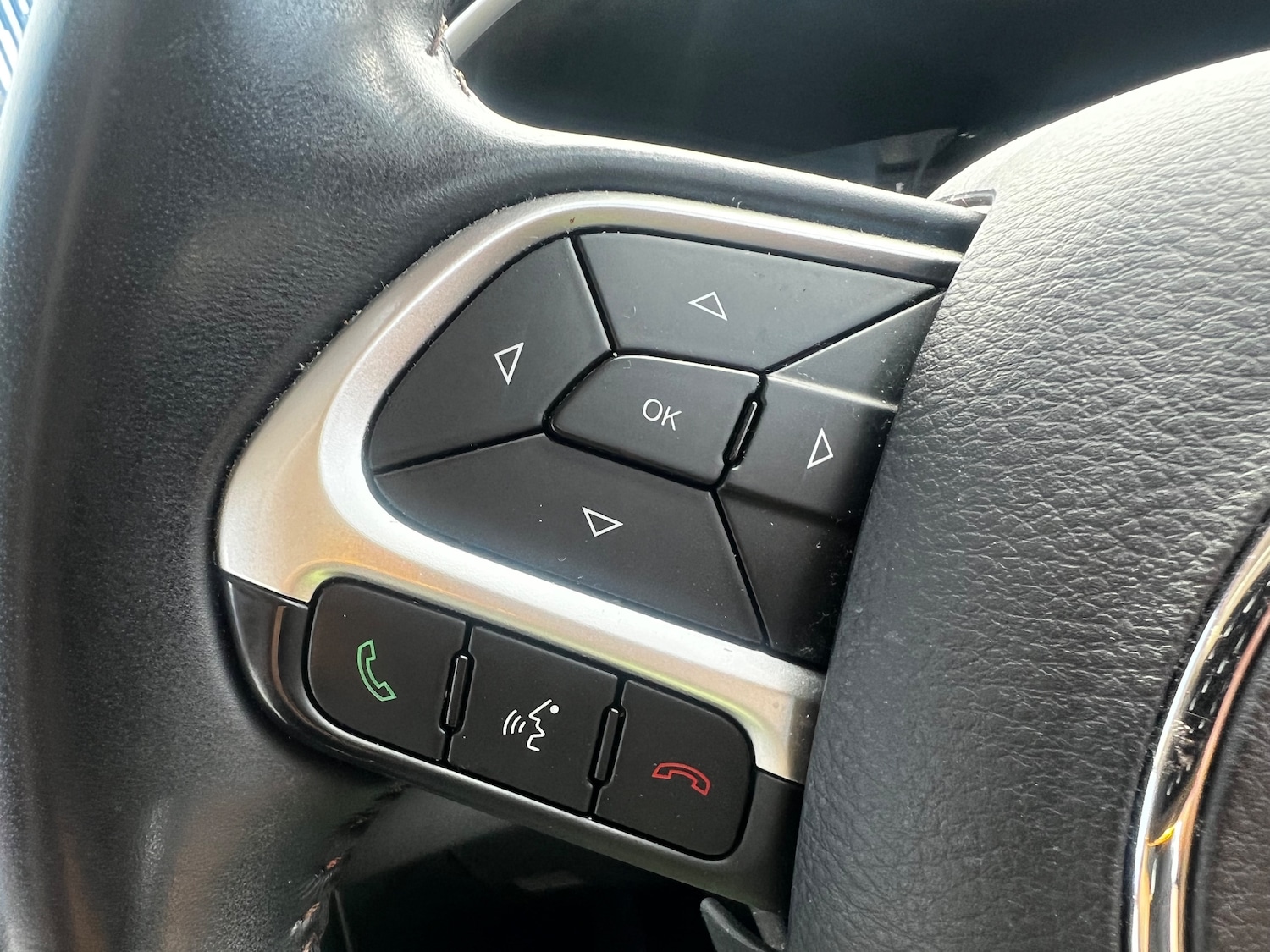 Used Jeep Compass 2018 for sale - 76402569: Photo 19