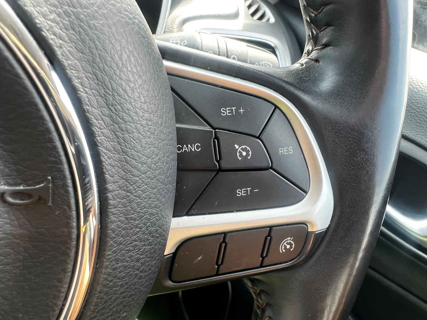 Used Jeep Compass 2018 for sale - 76402569: Photo 20