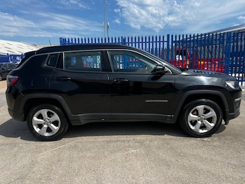 Used Jeep Compass 2018 for sale - 76402569: Photo