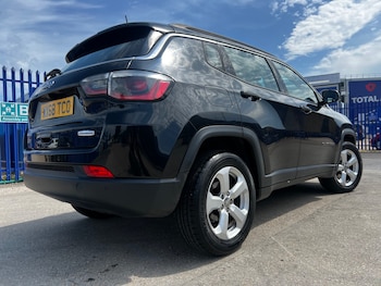 Used Jeep Compass 2018 for sale - 76402569: Photo