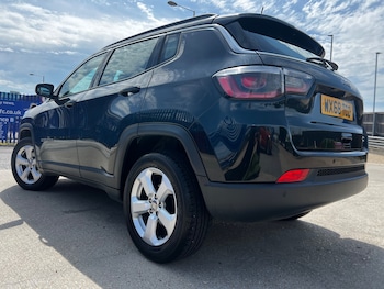 Used Jeep Compass 2018 for sale - 76402569: Photo