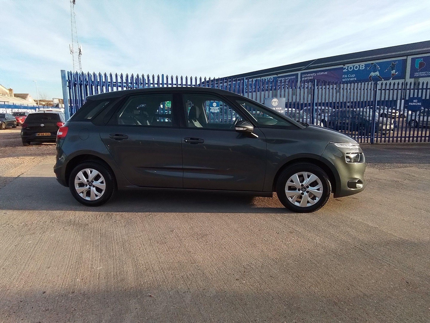 Used Citroen C4 Picasso 2014 for sale - 76402585: Photo 4