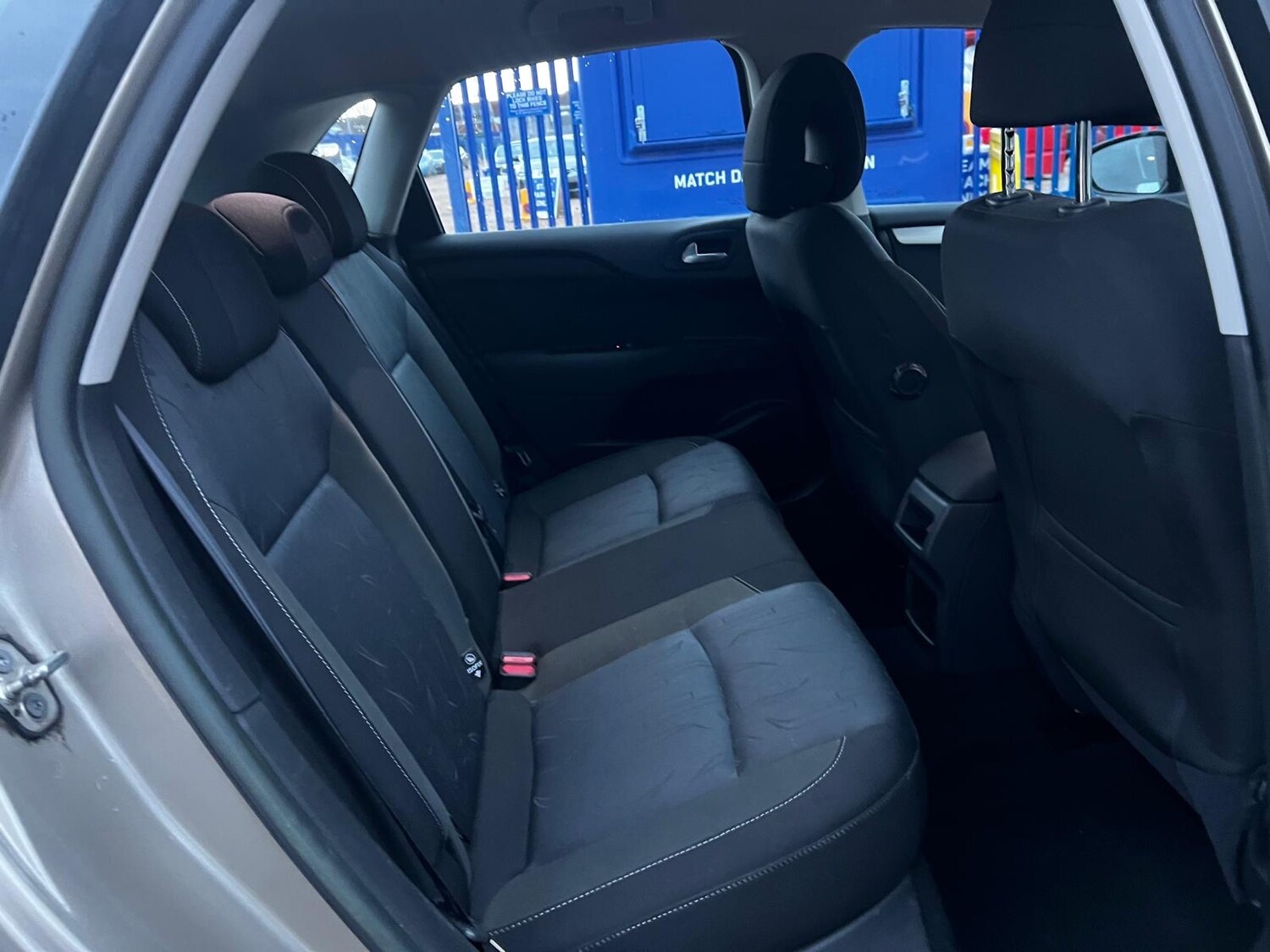 Used Citroen C4 2014 for sale - 76402639: Photo 10