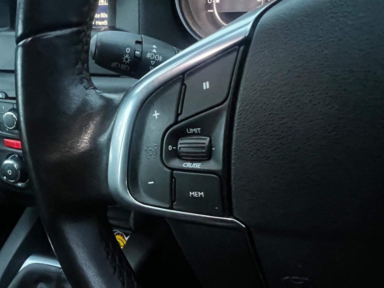 Used Citroen C4 2014 for sale - 76402639: Photo 13