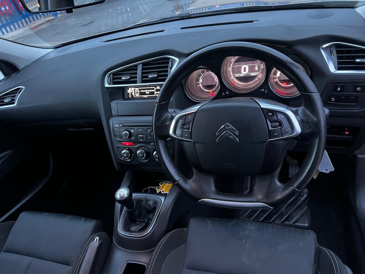 Used Citroen C4 2014 for sale - 76402639: Photo 8