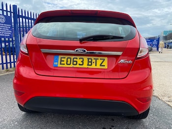 Used Ford Fiesta 2013 for sale - 76402546: Photo