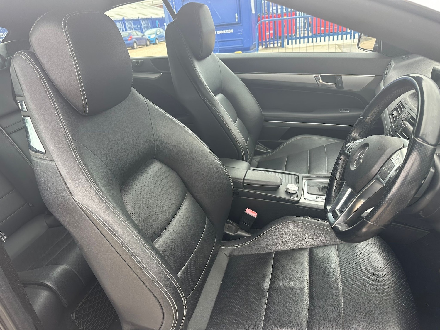 Used Mercedes-Benz E Class 2011 for sale - 76402631: Photo 19