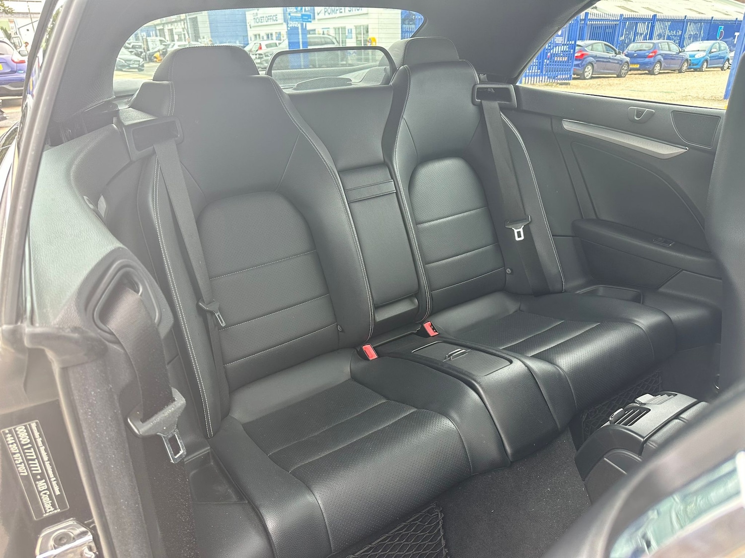 Used Mercedes-Benz E Class 2011 for sale - 76402631: Photo 21