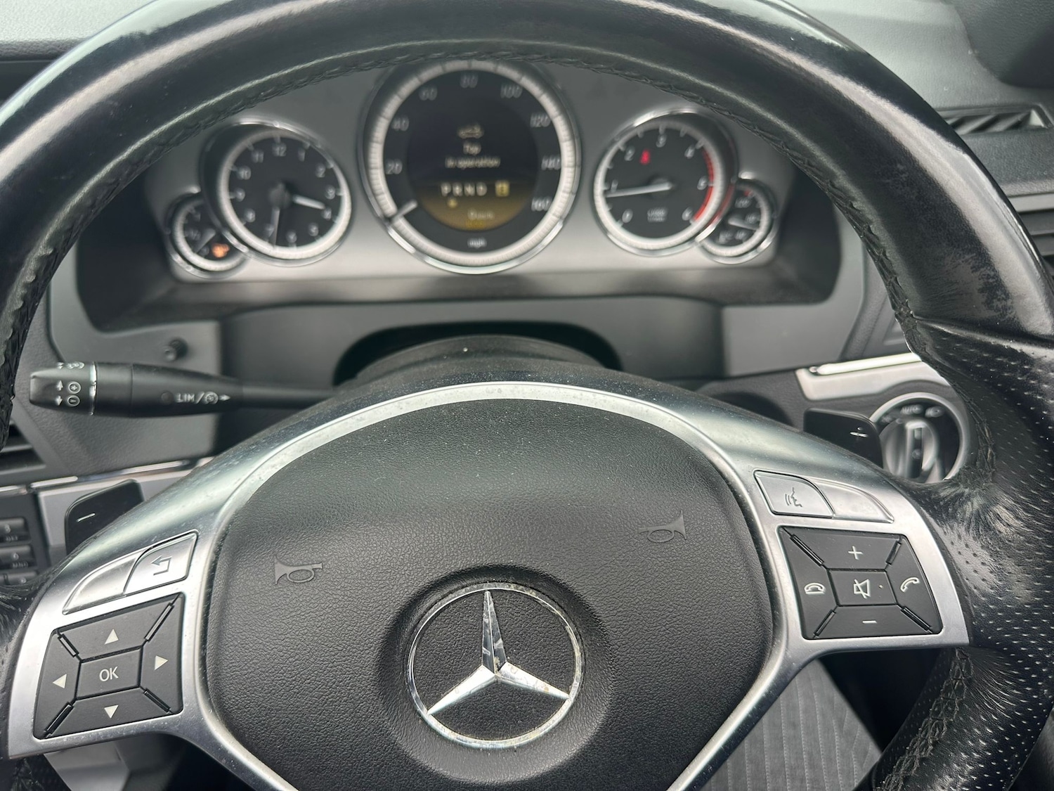 Used Mercedes-Benz E Class 2011 for sale - 76402631: Photo 32