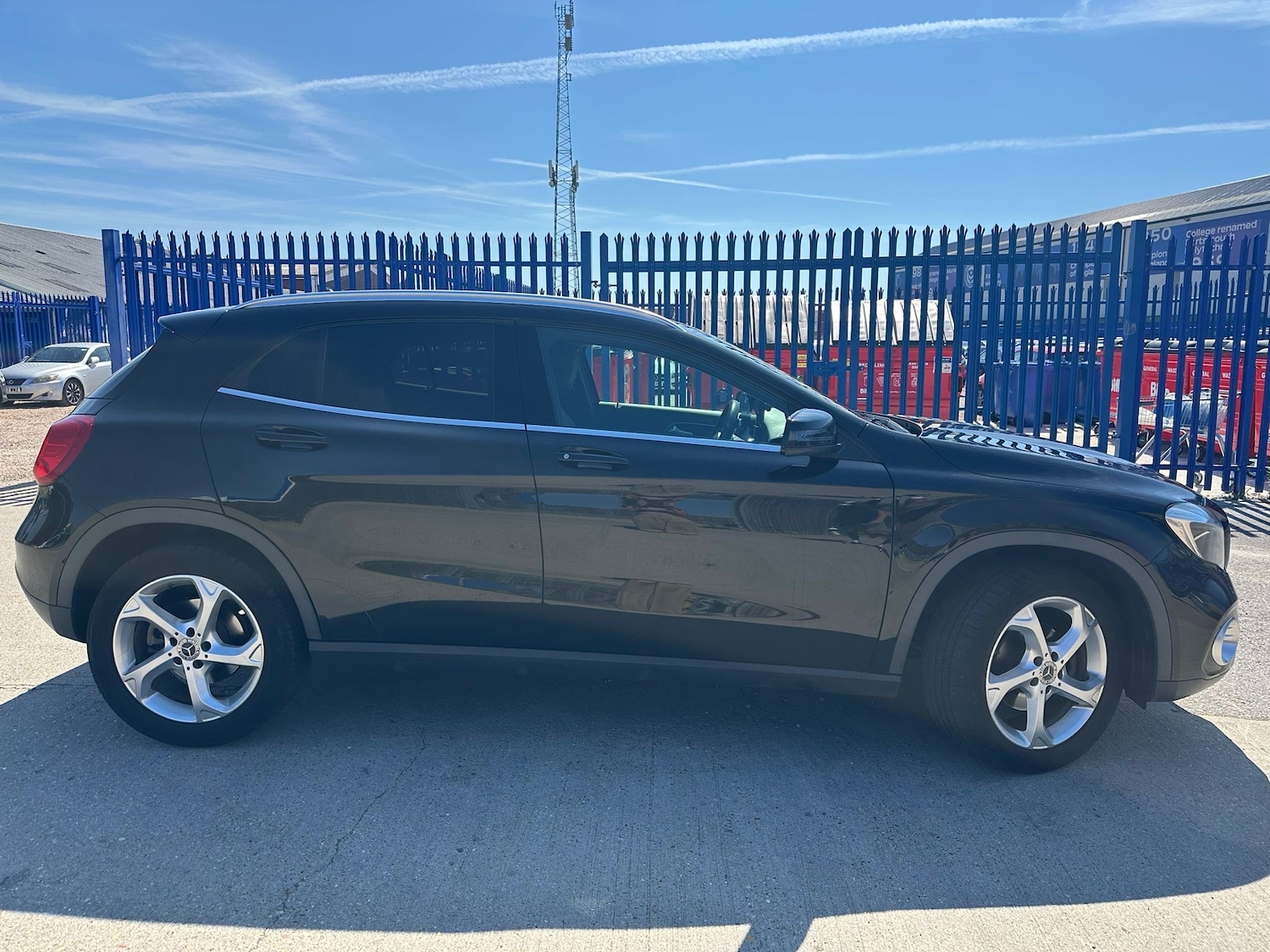 Used Mercedes-Benz GLA 2018 for sale - 76402572: Photo 6