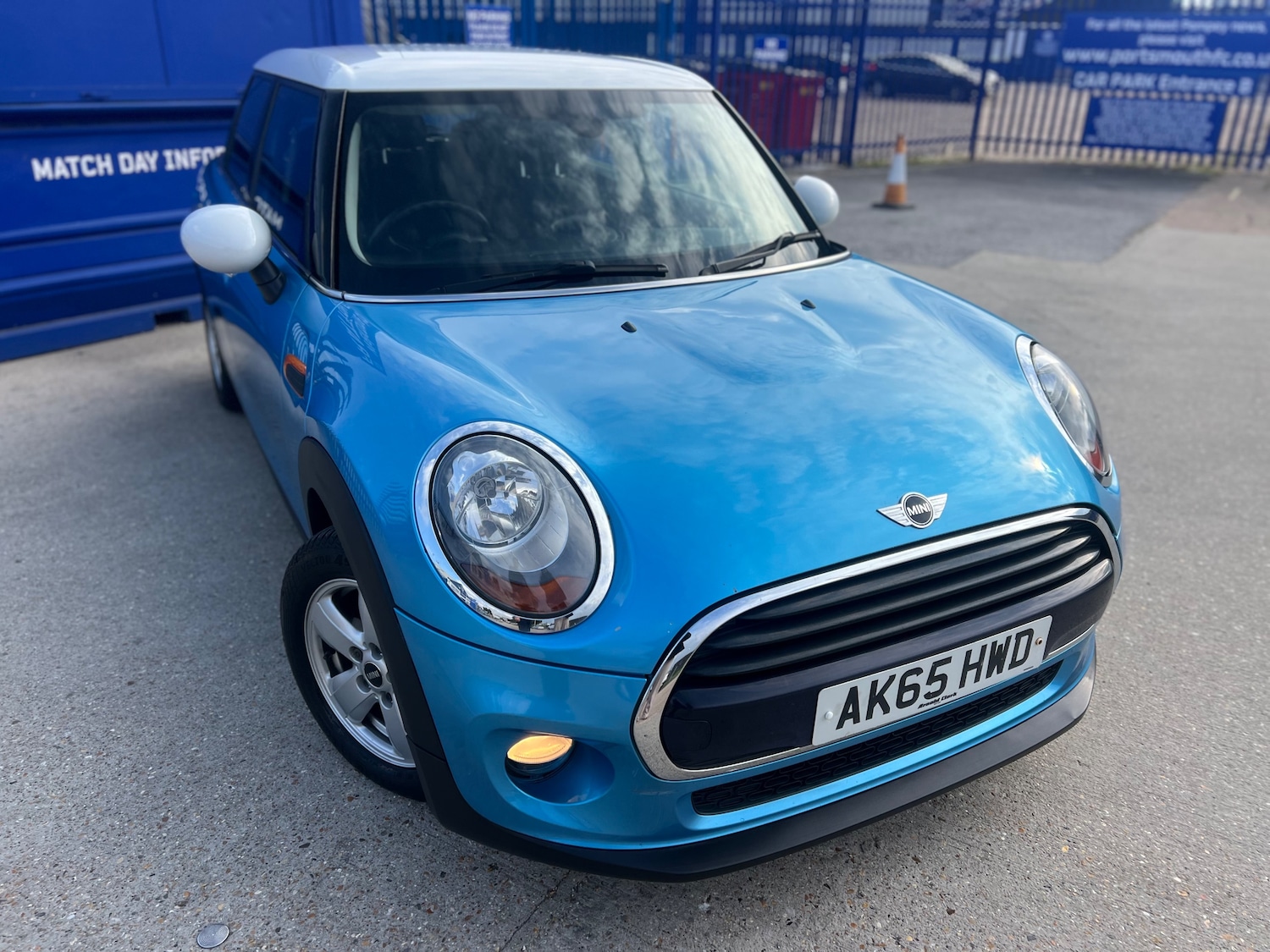 Used MINI Hatch 2015 for sale - 76402596: Photo 1