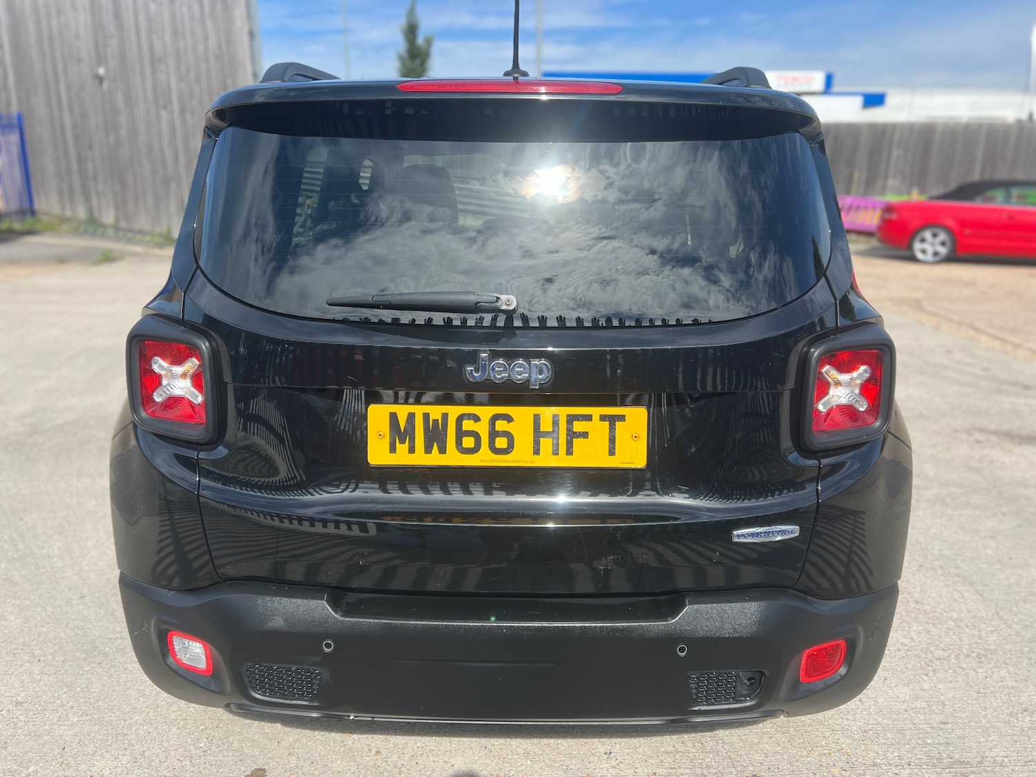 Used Jeep Renegade 2016 for sale - 76402584: Photo 4