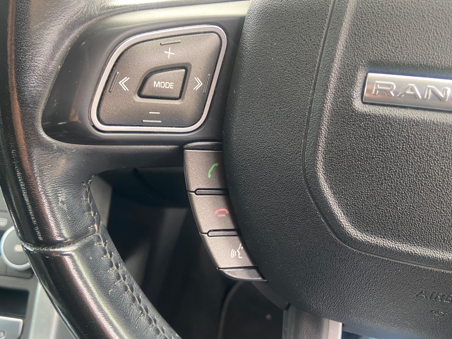 Used Land Rover Range Rover Evoque 2018 for sale - 76402597: Photo 17