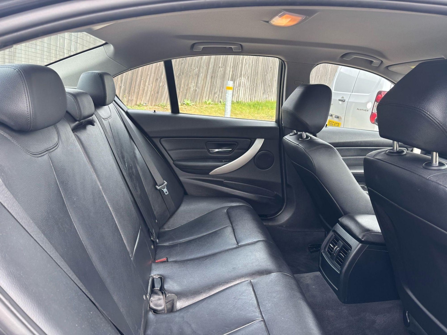 Used BMW 3 Series 2015 for sale - 76402587: Photo 10