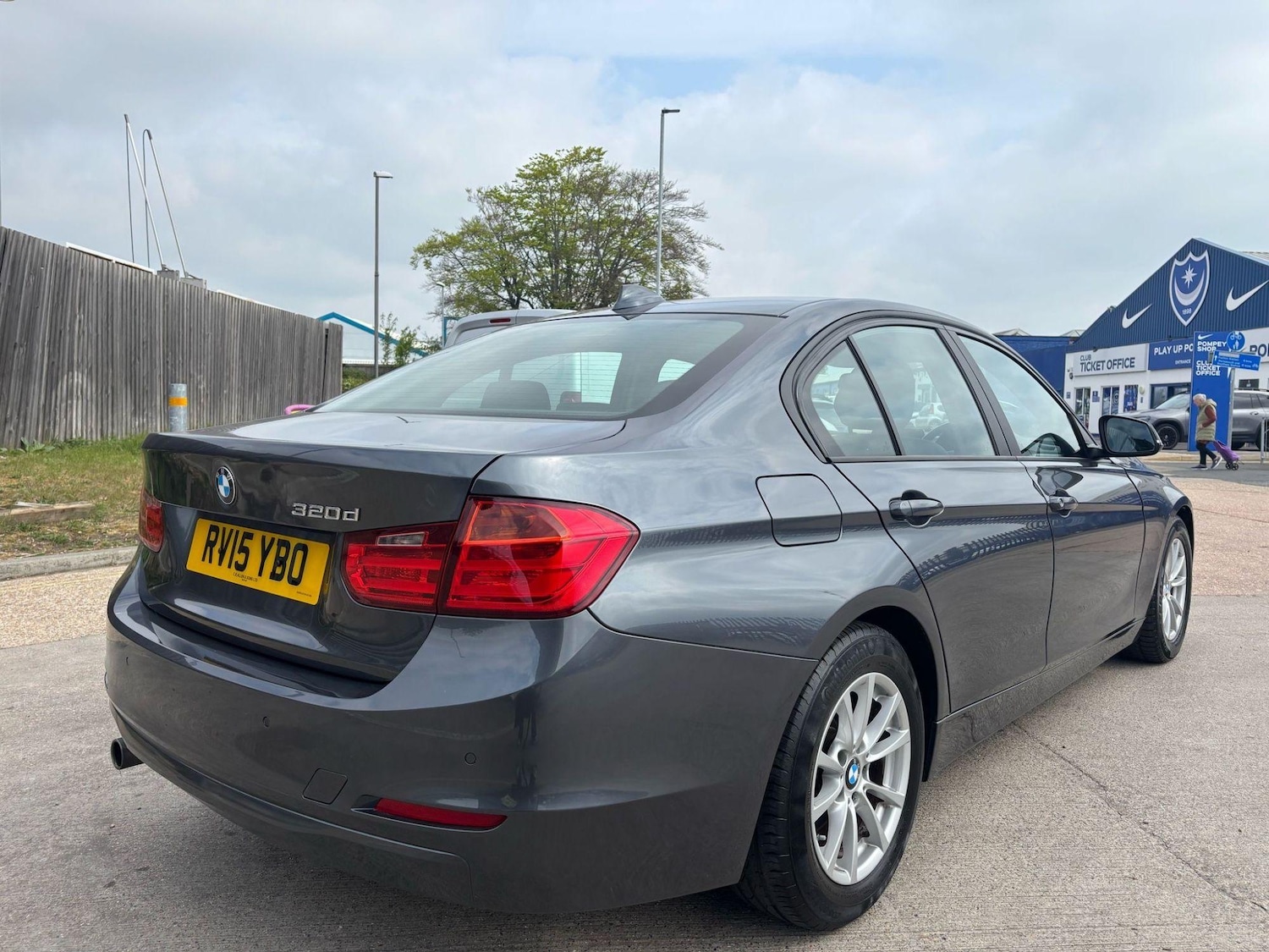 Used BMW 3 Series 2015 for sale - 76402587: Photo 4