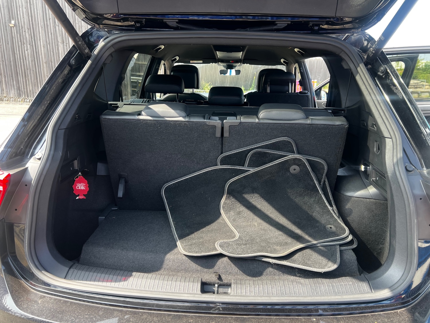 Used Volkswagen Tiguan Allspace 2022 for sale - 76402568: Photo 11