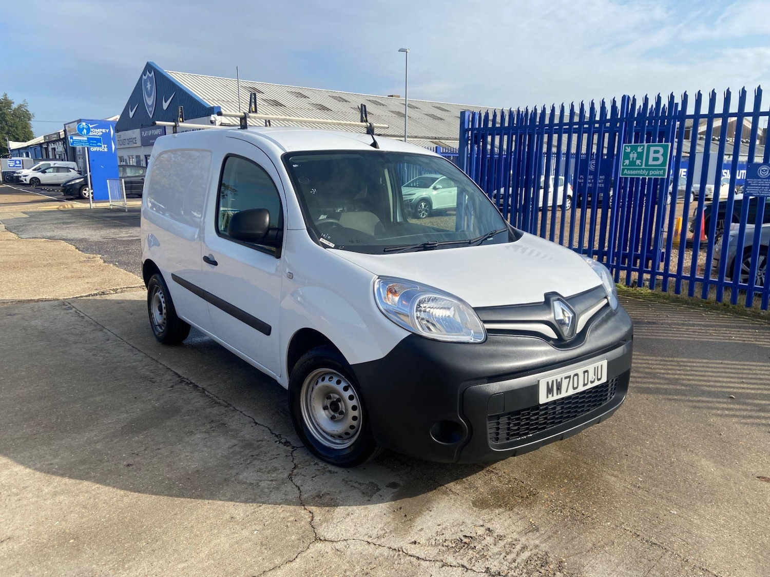 Used Renault Kangoo 2020 for sale - 76402544: Photo 1