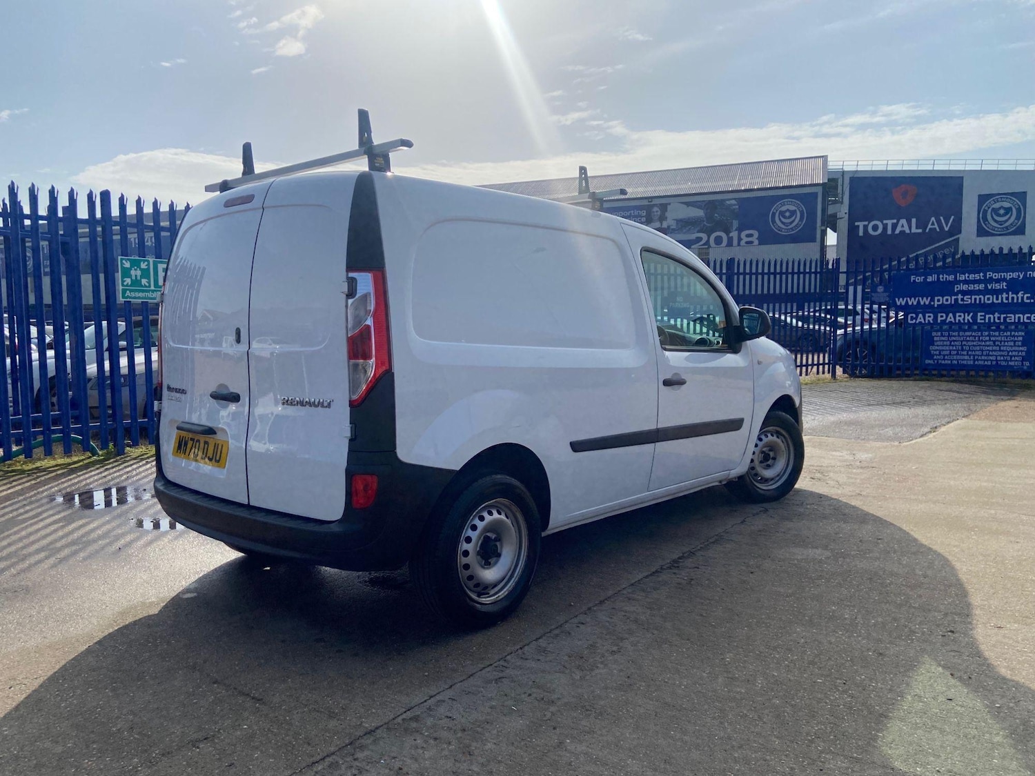 Used Renault Kangoo 2020 for sale - 76402544: Photo 2