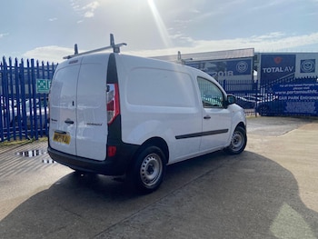 Used Renault Kangoo 2020 for sale - 76402544: Photo