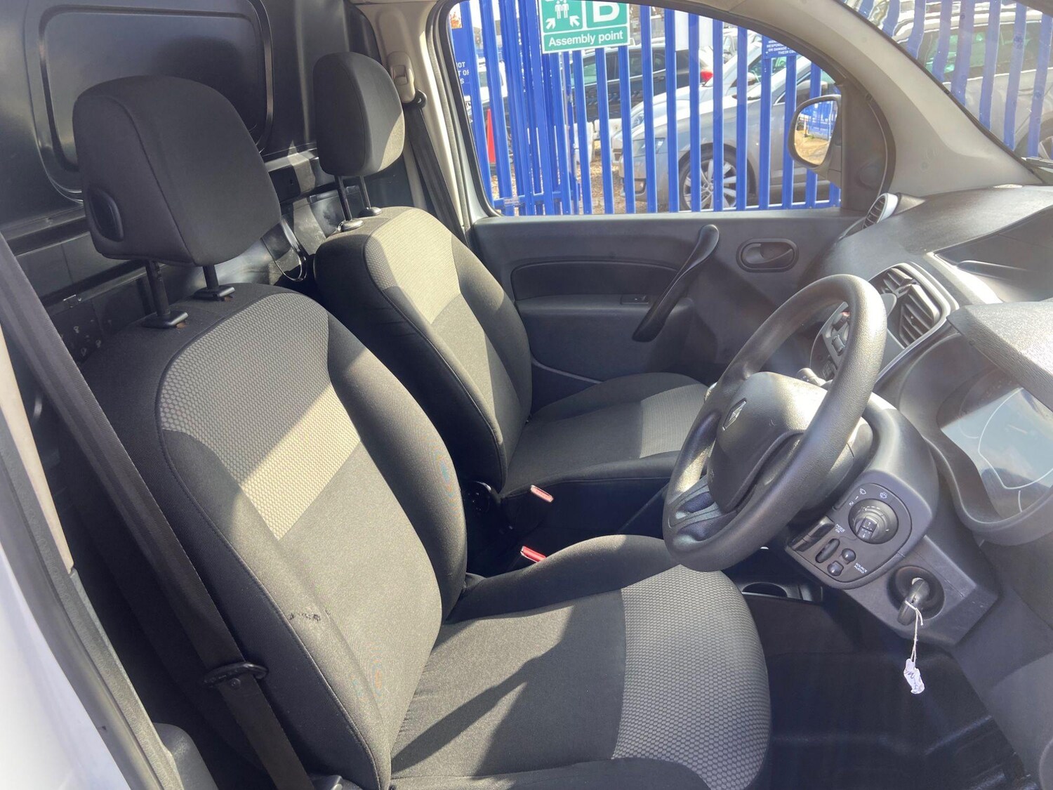 Used Renault Kangoo 2020 for sale - 76402544: Photo 8