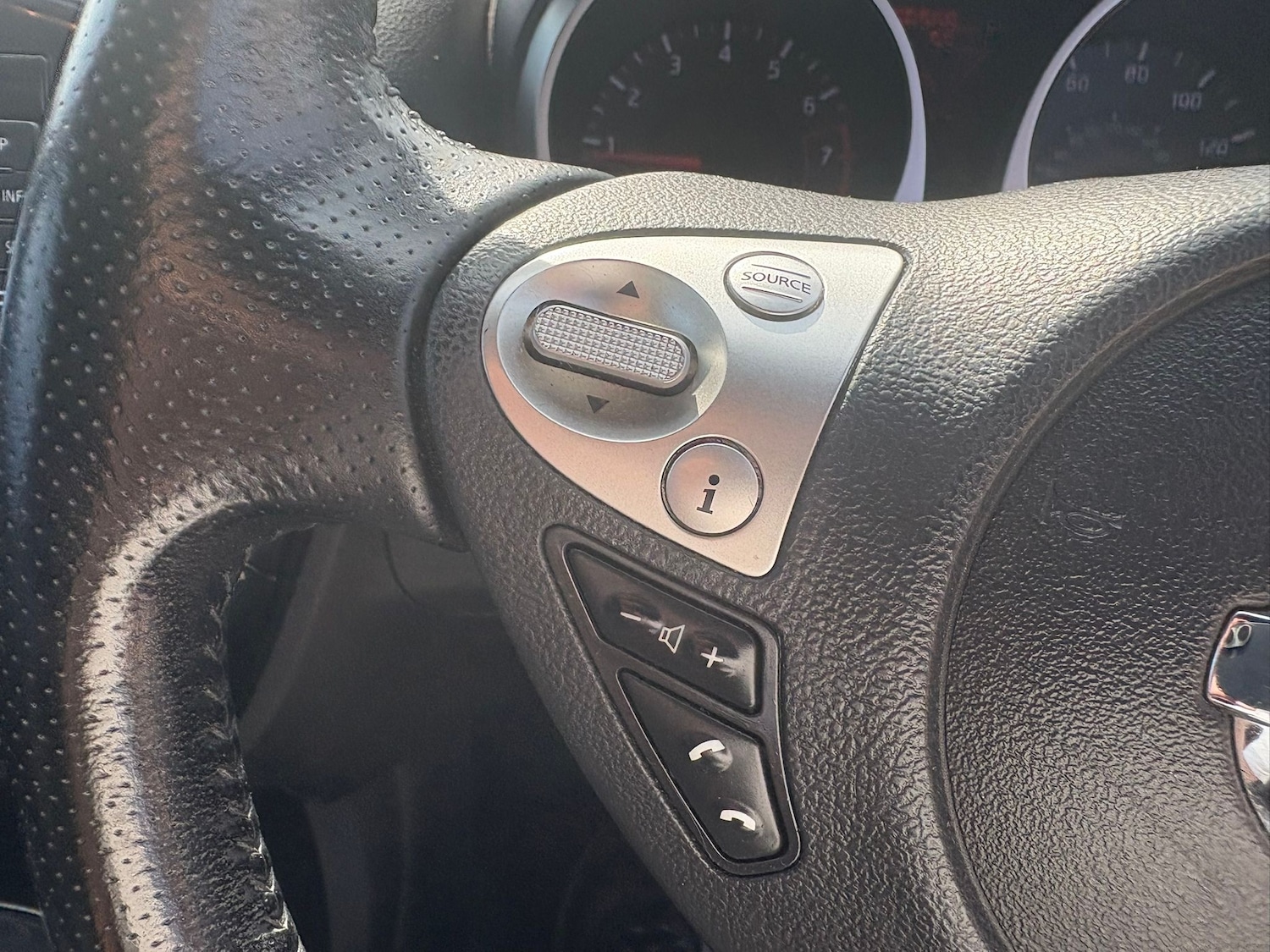 Used Nissan Juke 2014 for sale - 76402560: Photo 12