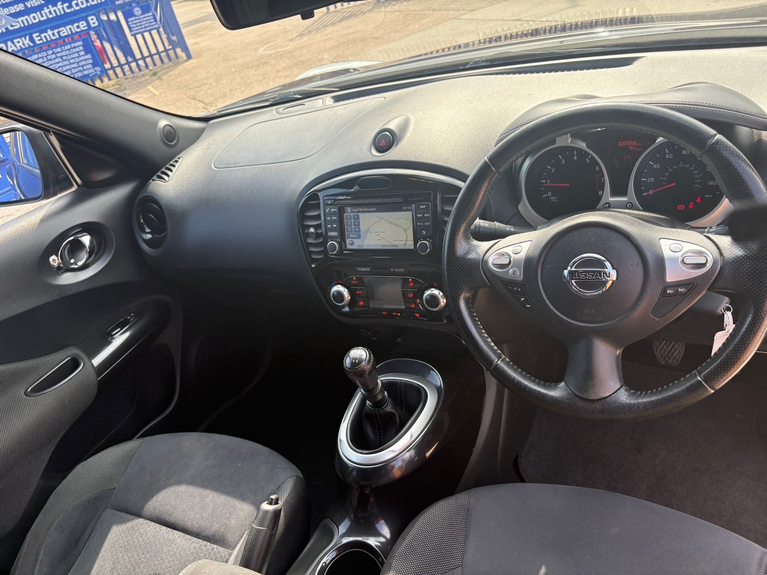 Used Nissan Juke 2014 for sale - 76402560: Photo 6