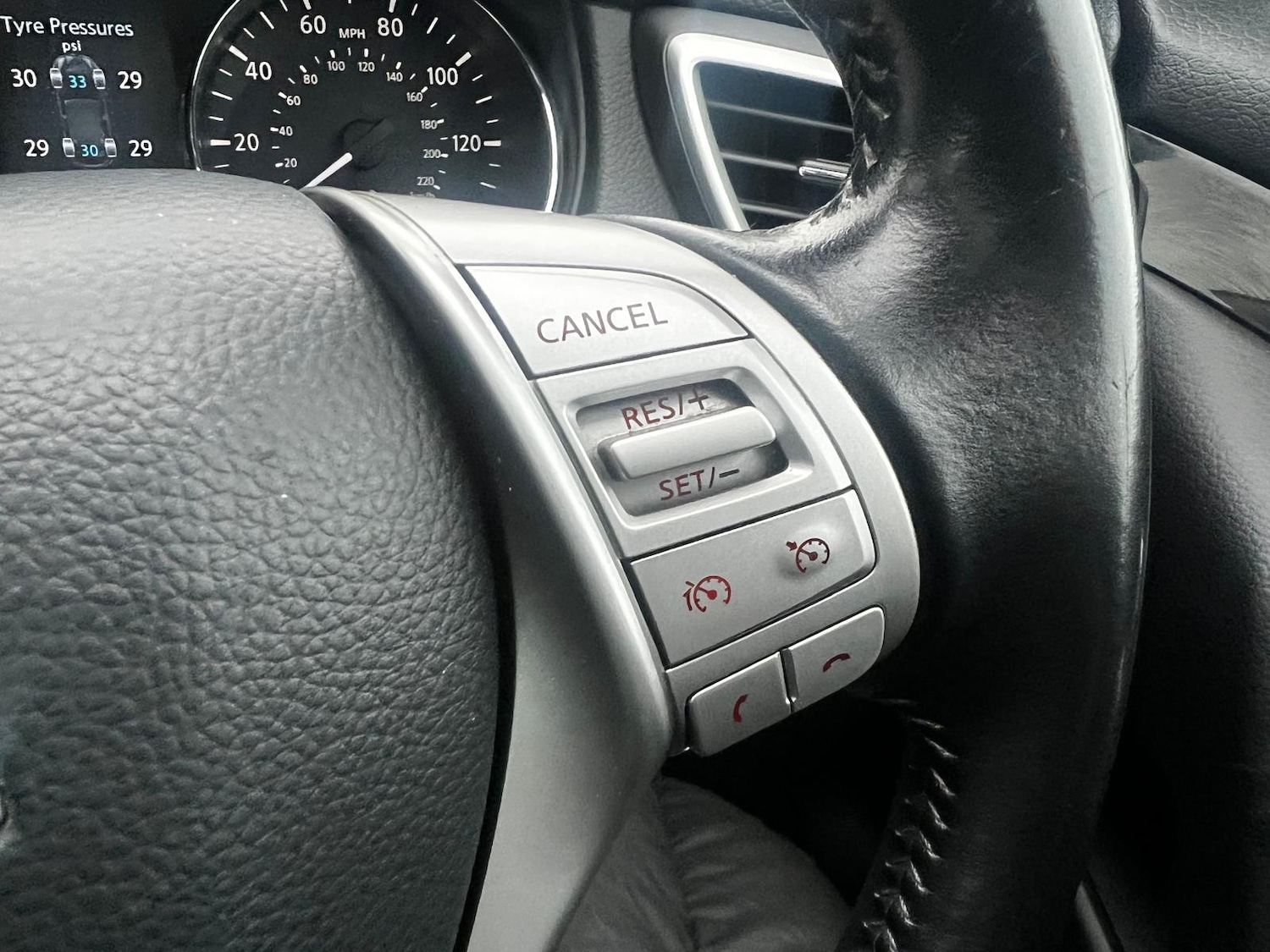 Used Nissan Qashqai 2016 for sale - 76905186: Photo 30