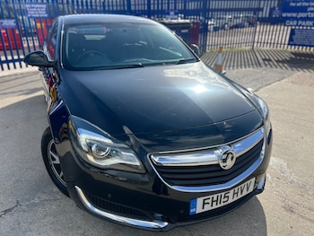 Used Vauxhall Insignia 2015 for sale - 76402638: Photo