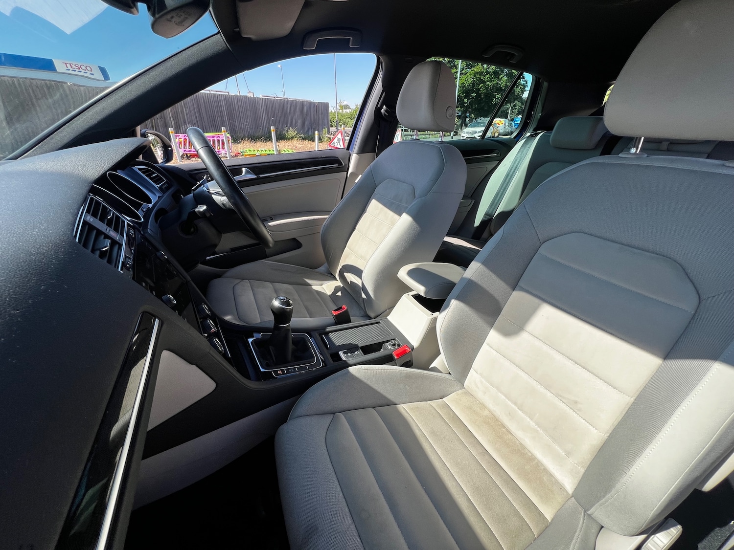 Used Volkswagen Golf 2018 for sale - 76535001: Photo 17