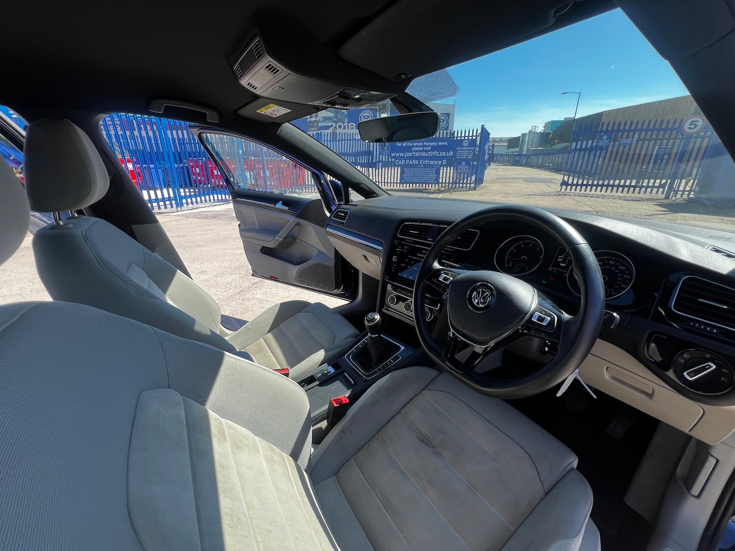 Used Volkswagen Golf 2018 for sale - 76535001: Photo 18