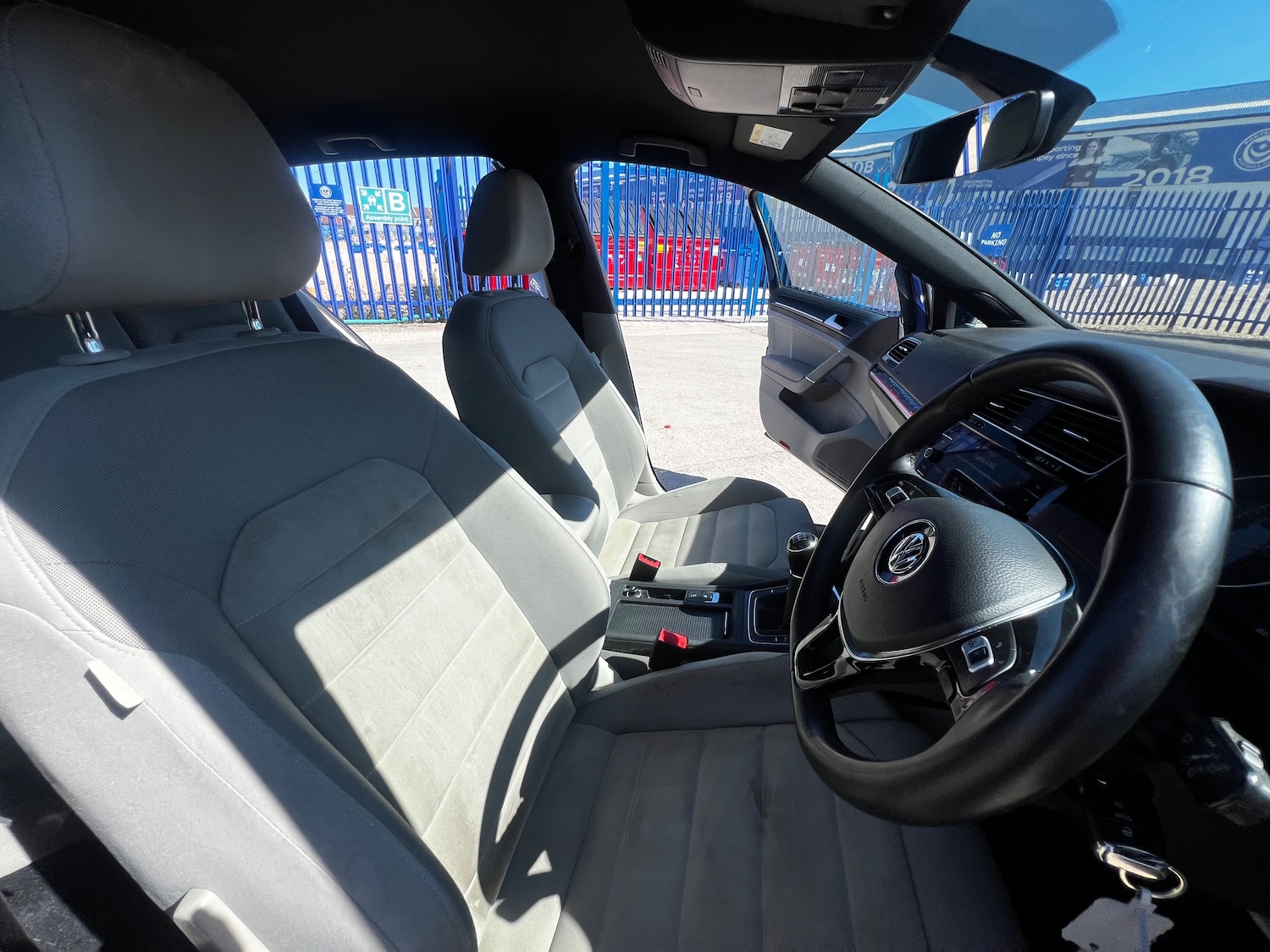 Used Volkswagen Golf 2018 for sale - 76535001: Photo 19