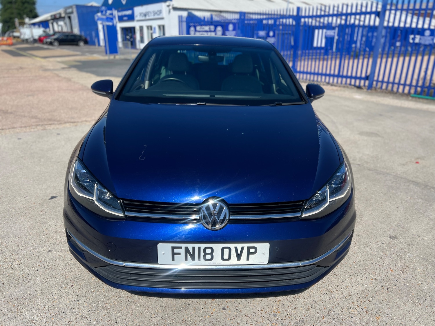 Used Volkswagen Golf 2018 for sale - 76535001: Photo 2