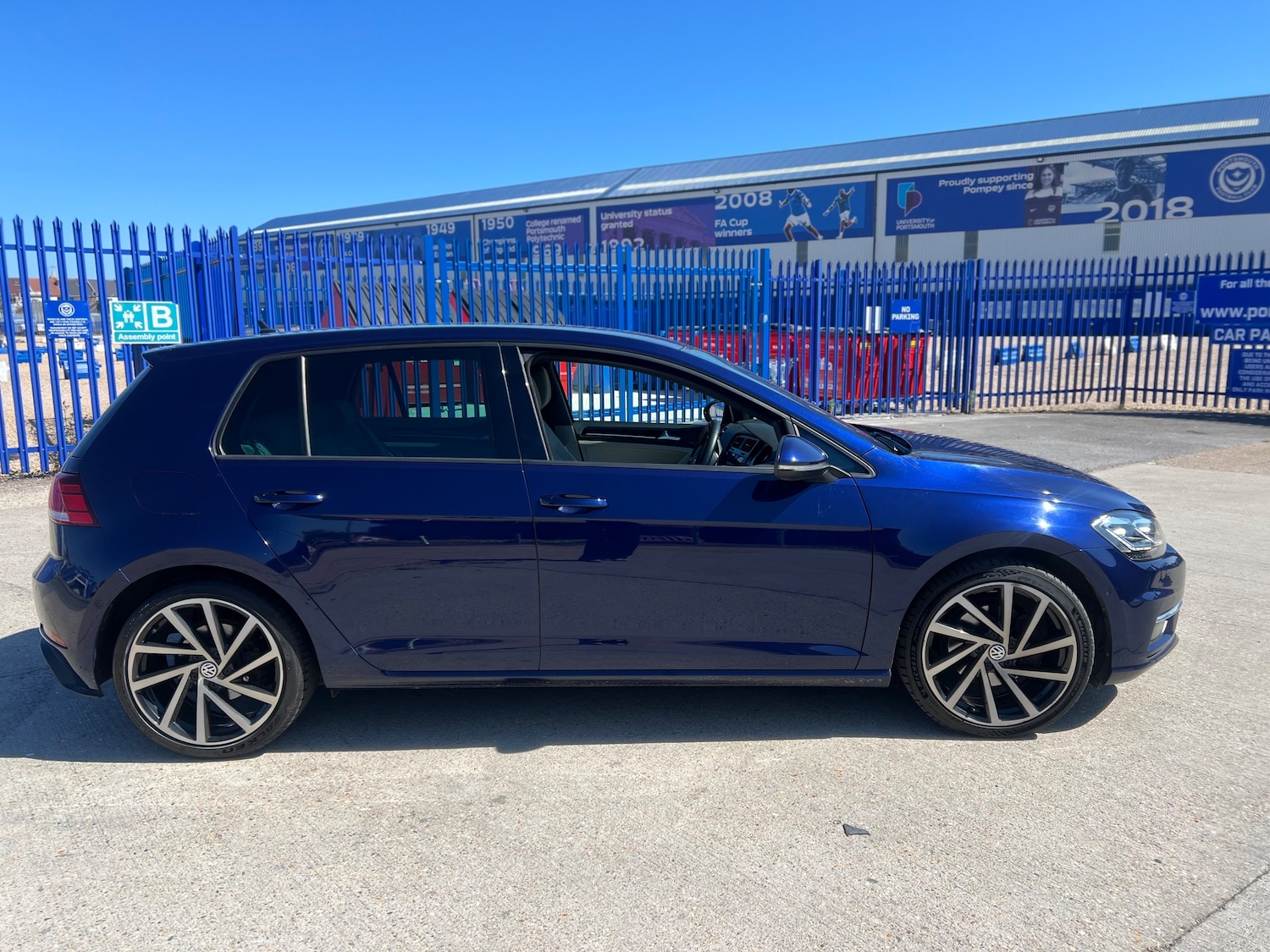 Used Volkswagen Golf 2018 for sale - 76535001: Photo 3