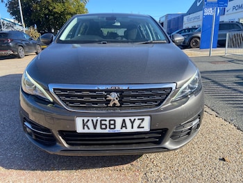 Used Peugeot 308 2018 for sale - 76402564: Photo
